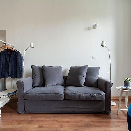 A Central Quiet Sunny Studio In Verbania Exterior foto