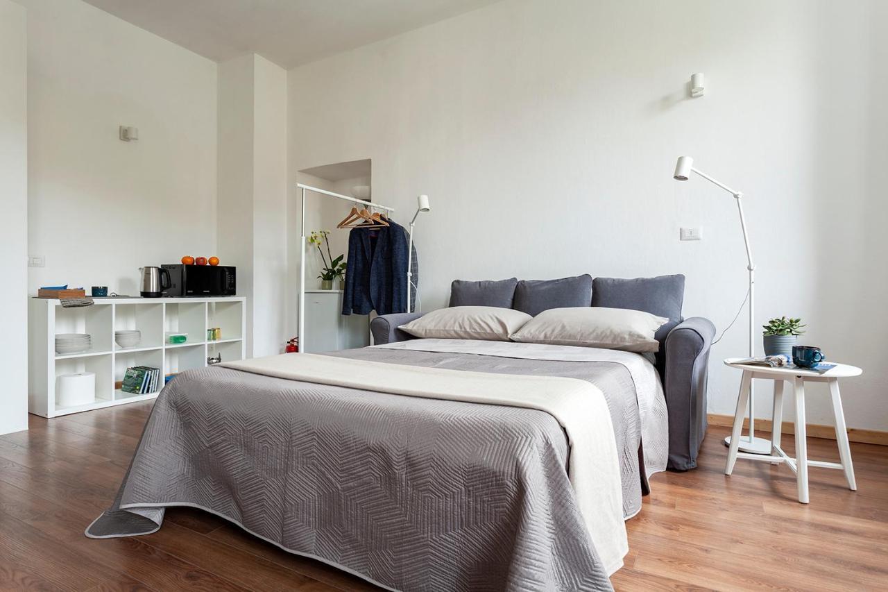 A Central Quiet Sunny Studio In Verbania Exterior foto